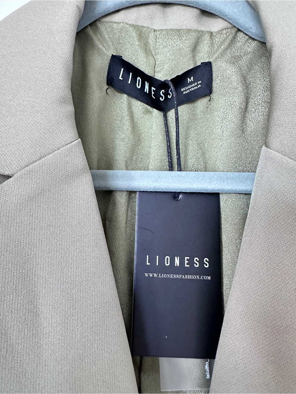 NWT Lioness Olive Green Belted Utility BlazerDress Size M - Picture 3 of 16
